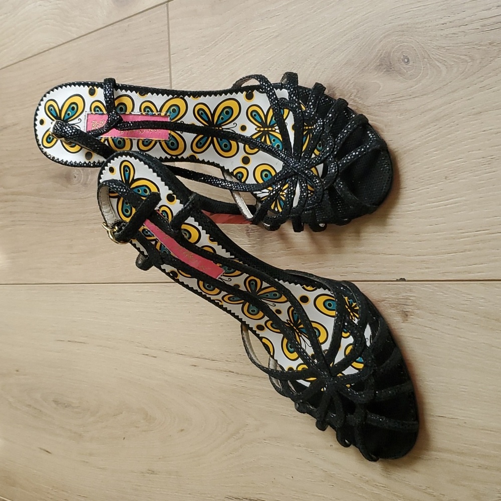 Betsey Johnson Black Shimmer Carla Heels Size 6